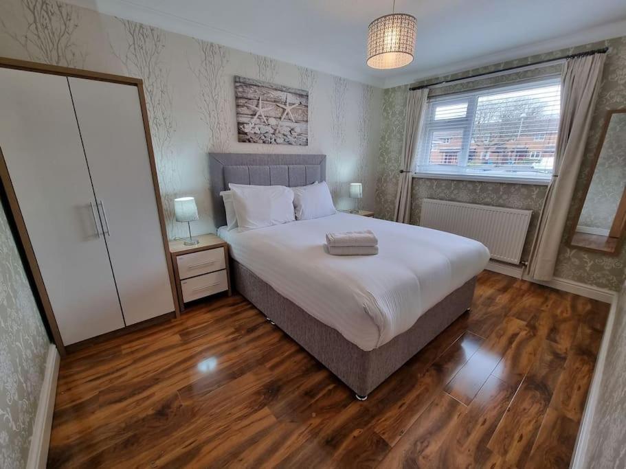 Stunning Family Home Close To The City Centre Manchester Exterior foto